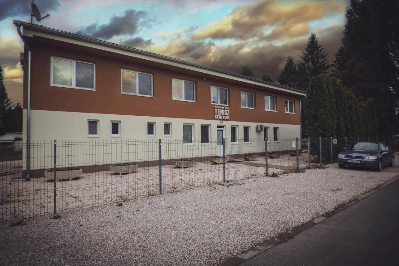 Tenisz Panzio - Baja Exterior photo