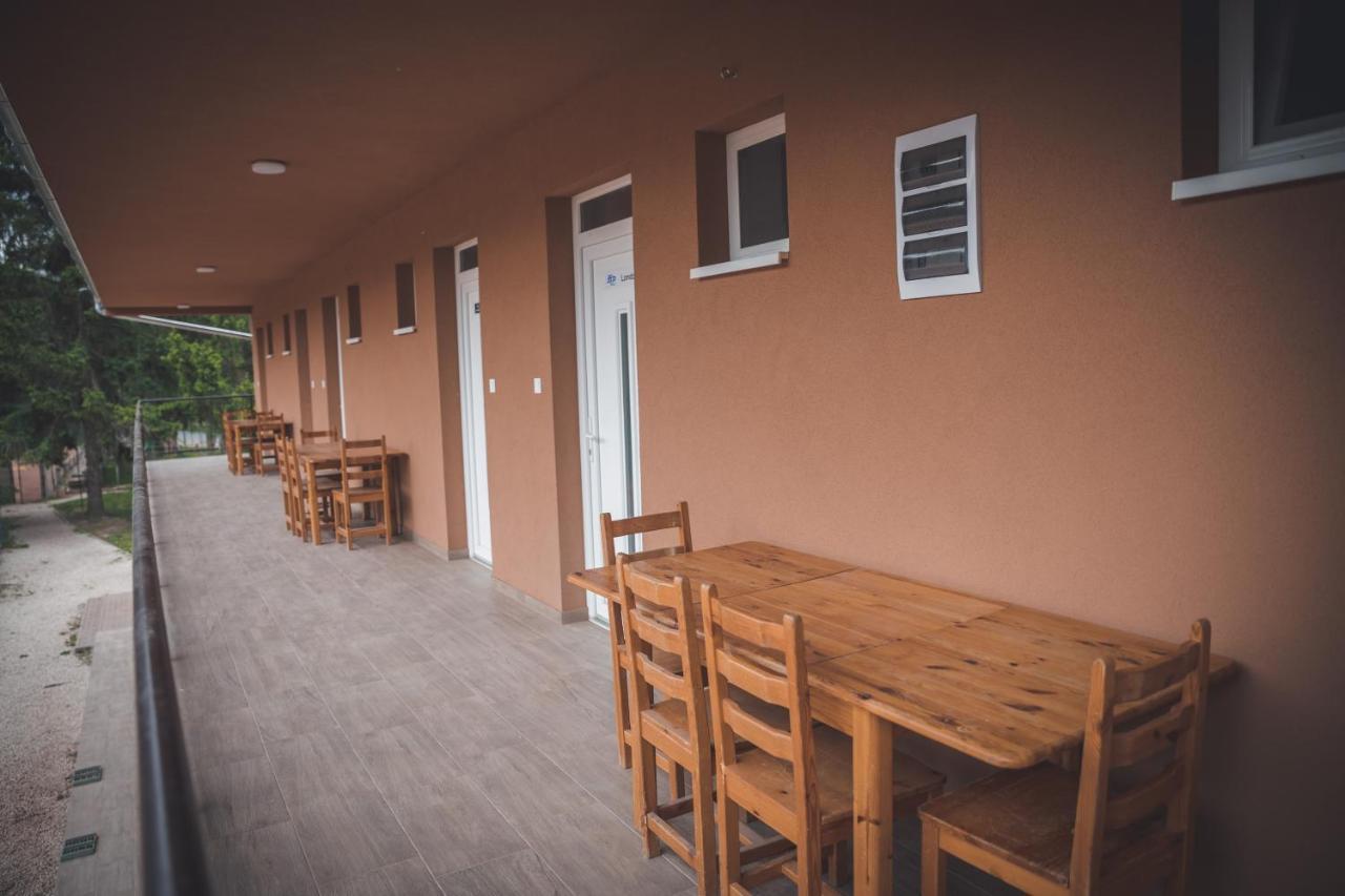 Tenisz Panzio - Baja Exterior photo